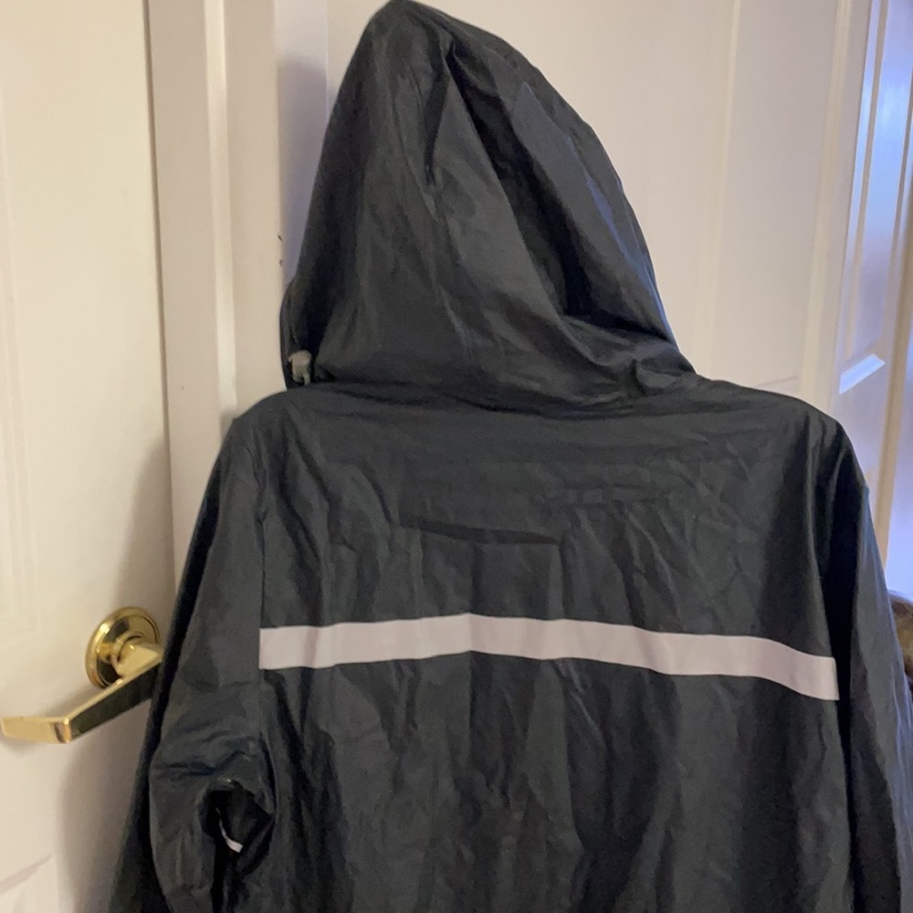 new Englander rain jacket - Picture 12 of 16